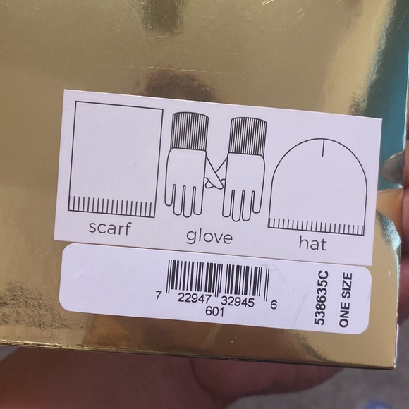 Michael kors winter set - Picture 2 of 2